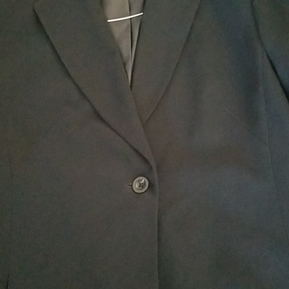 Black blazer - Picture 4 of 4